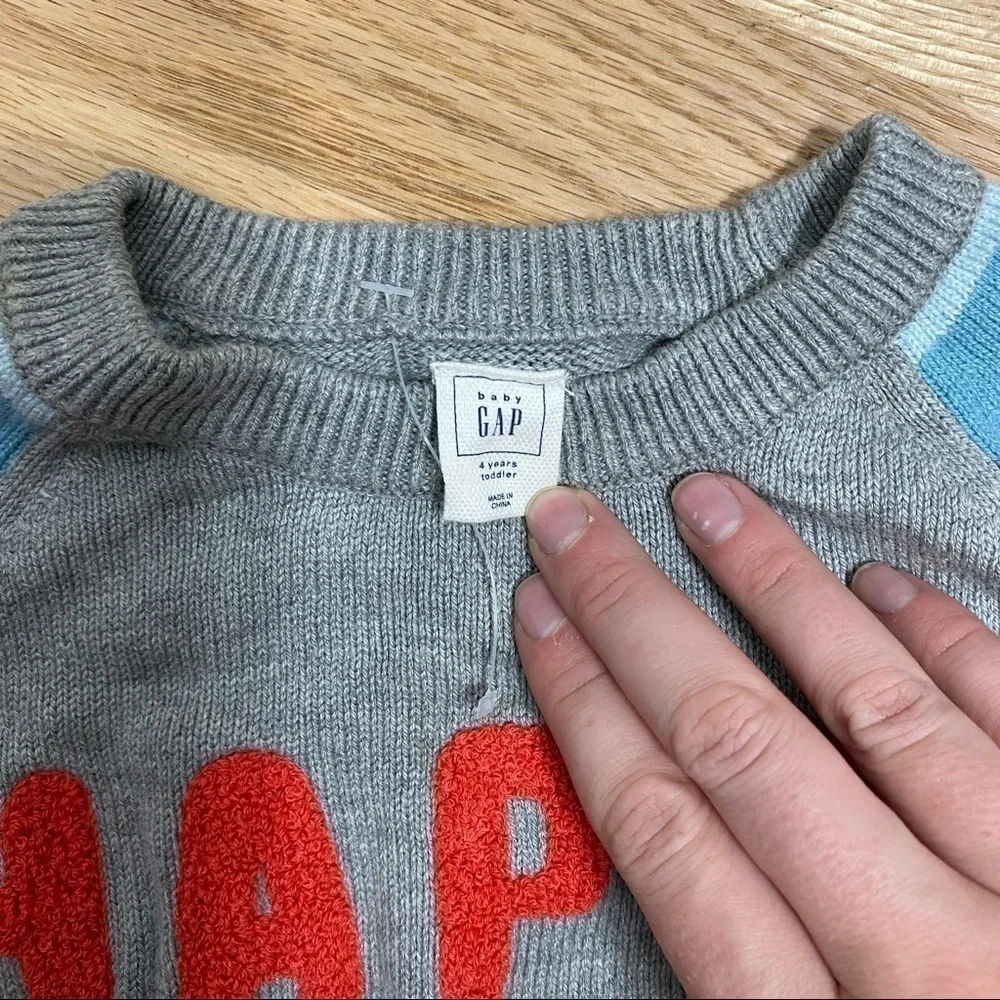 Gap Happy Sweater Multi Color Striped Sleeve Gray Kids Sz 4 Toddler Girls Red